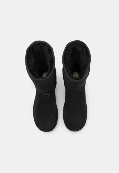 UGG CLASSIC SHORT - Winter Boots - Black -UGG Shop 05c7cf6579334d4a835891995316901b