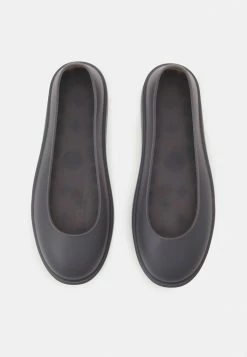 UGG BOOT GUARD - Insole - Black -UGG Shop 0be0b20d01fa48e2ba435ffa9dcce334