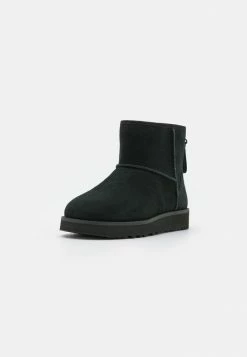UGG CLASSIC MINI LOGO ZIP - Classic Ankle Boots - Black 2 UGG CLASSIC MINI LOGO ZIP - Classic Ankle Boots - Black -UGG Shop 0e1dc539d3ff4422a2019936696adf51