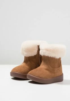 UGG JORIE - Classic Ankle Boots - Chestnut -UGG Shop 10988d32dd7c46a68f3f26ea95c4b28b