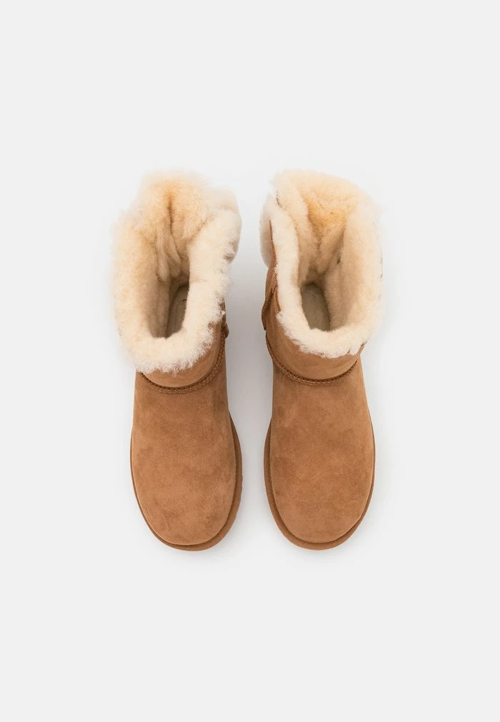MINI BAILEY FUZZY BOW - Winter boots - chestnut UGG MINI BAILEY FUZZY BOW - Winter Boots - Chestnut -UGG Shop 121355d86a374acf8ac12805a1f0672d