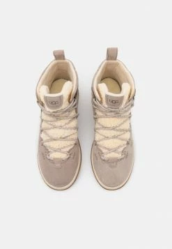 UGG LAKESIDER HERITAGE MID - Lace-up Ankle Boots - Light Grey 4 UGG LAKESIDER HERITAGE MID - Lace-up Ankle Boots - Light Grey -UGG Shop 15c573f22ed84c0eaa5d8df06186d6e2