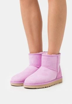 UGG CLASSIC MINI - Classic Ankle Boots - Wildflower