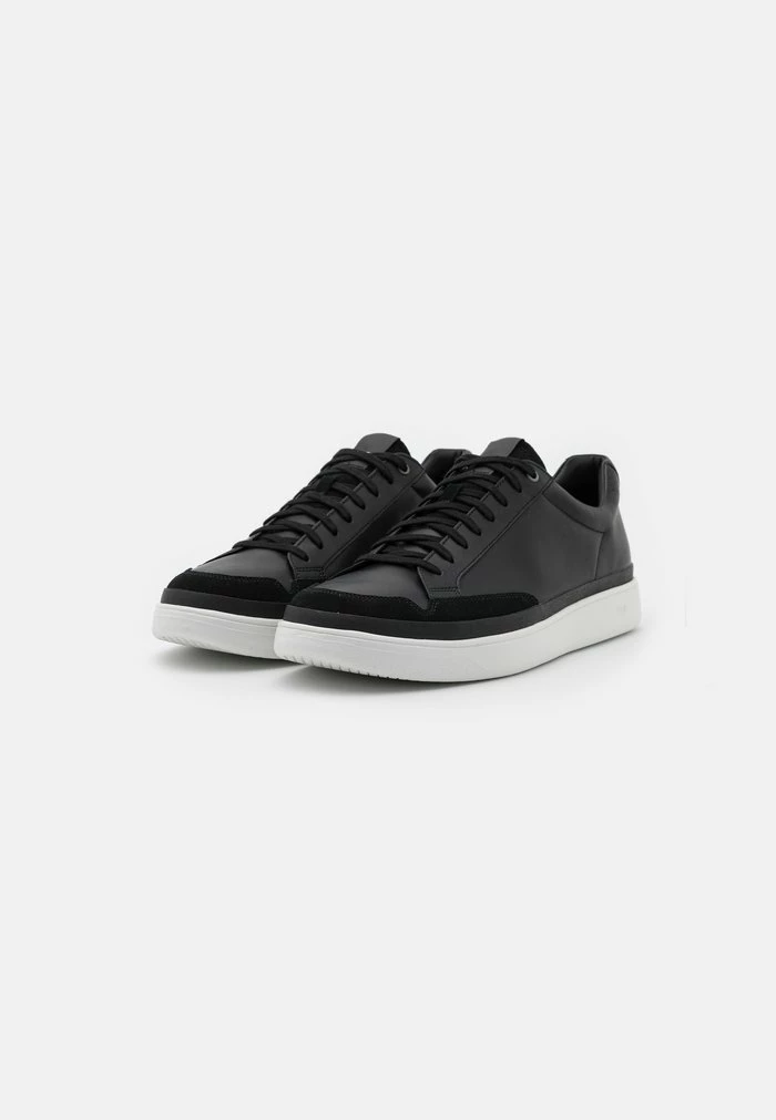 UGG SOUTH BAY - Trainers - Black 2 UGG SOUTH BAY - Trainers - Black - Image 2