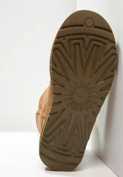 UGG MINI BAILEY BUTTON - Ankle Boots - Chestnut 5 UGG MINI BAILEY BUTTON - Ankle Boots - Chestnut -UGG Shop 1a8dc70618324417940e3963759be1b5