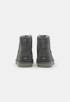 UGG CLASSIC MINI - Classic Ankle Boots - Dark Grey 2 UGG CLASSIC MINI - Classic Ankle Boots - Dark Grey -UGG Shop 212a2106651b4174a7e25c8ff15e43e6