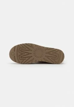 UGG CLASSIC MINI LOGO ZIP - Classic Ankle Boots - Chestnut -UGG Shop 23c0bdf101914c4ba916f78c212125d4