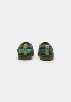 UGG TASMAN LTA CALI TOPO - Slippers - Forest Night -UGG Shop 26b26da0127f485aad121fd6d291b639