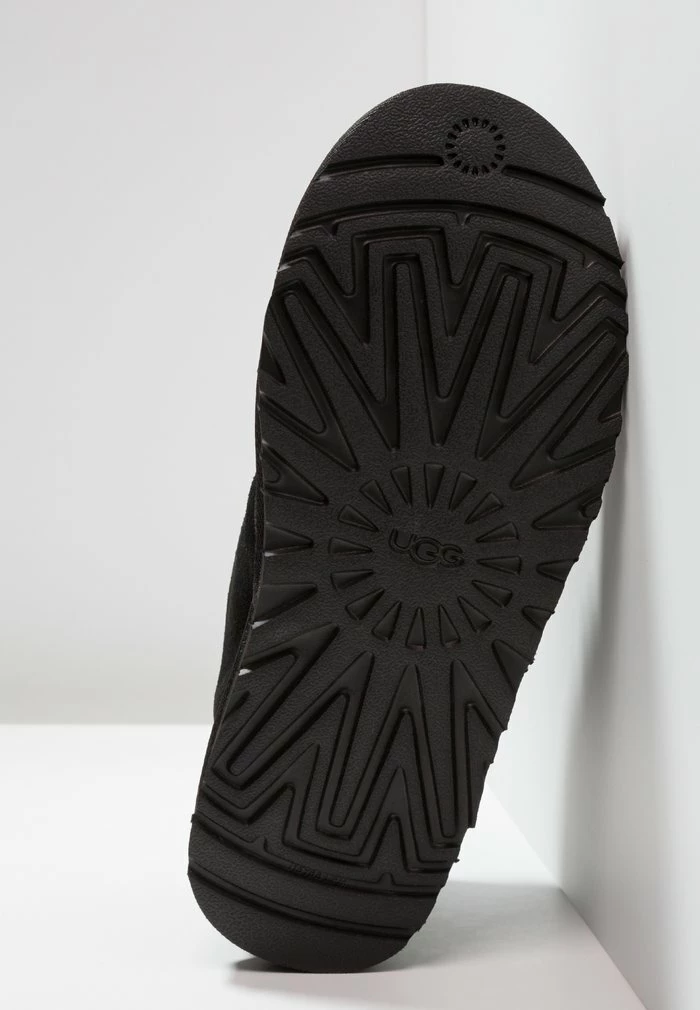 NEUMEL - Casual lace-ups - black UGG NEUMEL - Casual Lace-ups - Black -UGG Shop 27b097427e0e4b9f8b7ff982a0ed3f9b