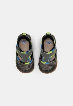 UGG DELTA CLOSED TOE - Baby Shoes - Black -UGG Shop 289077fda74041cfbf11e2adabbaa210