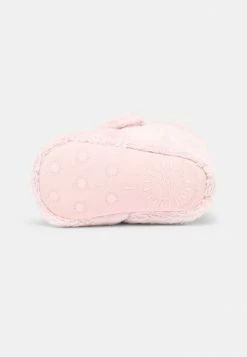 UGG BIXBEE LLAMA STUFFIE UNISEX - First Shoes - Seashell Pink -UGG Shop 2e88e4511b924e89a901f00375818a16
