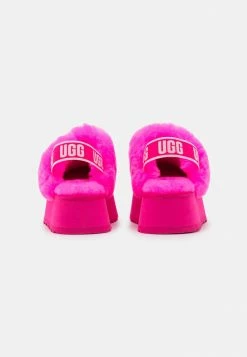 UGG FUNKETTE VALENTINE - Platform Sandals - Taffy Pink -UGG Shop 2fa65928b2184b22bd830f9d70bd3d8d