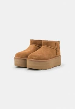 UGG CLASSIC ULTRA MINI PLATFORM - Platform Ankle Boots - Chestnut 2 UGG CLASSIC ULTRA MINI PLATFORM - Platform Ankle Boots - Chestnut -UGG Shop 3165acfa9e134386bcbc6dac83f62a70