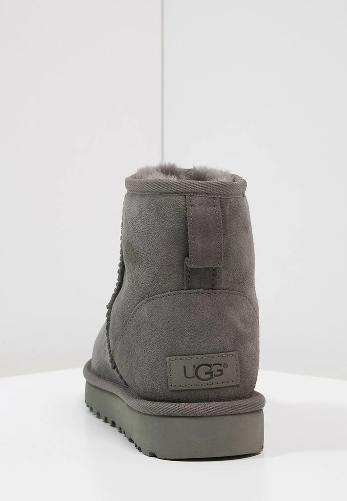 CLASSIC MINI - Classic ankle boots - grey UGG CLASSIC MINI - Classic Ankle Boots - Grey -UGG Shop 38f0272feaa24dd298b9c5c112c2daeb