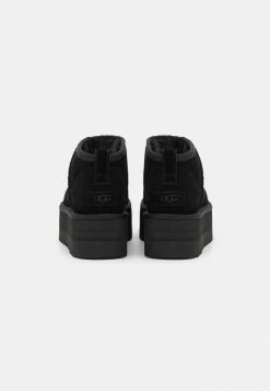 UGG CLASSIC ULTRA MINI PLATFORM - Platform Ankle Boots - Black 2 UGG CLASSIC ULTRA MINI PLATFORM - Platform Ankle Boots - Black -UGG Shop 3d29dad3a82043b9a540a90d9ca1b0a3
