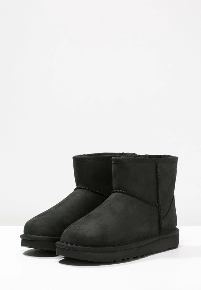 CLASSIC MINI - Classic ankle boots - black UGG CLASSIC MINI - Classic Ankle Boots - Black -UGG Shop 3d41cc8a8bc34c87a48058f912fd91c4