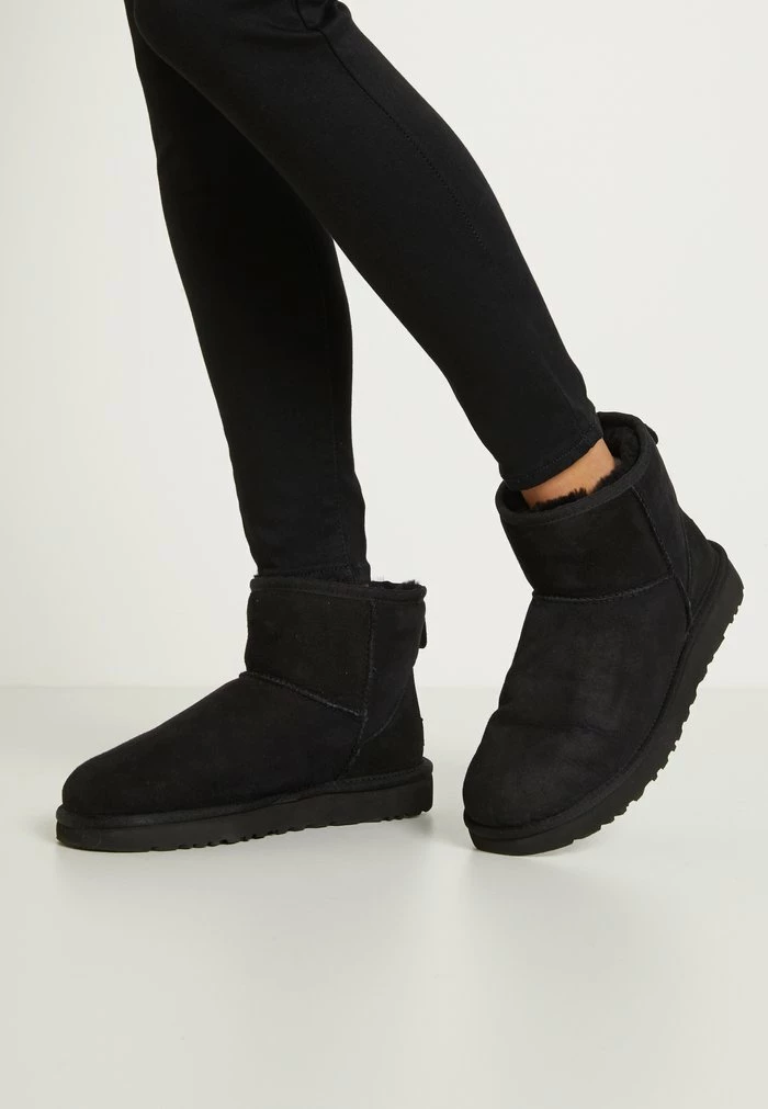 CLASSIC MINI - Classic ankle boots - black UGG CLASSIC MINI - Classic Ankle Boots - Black -UGG Shop 3dd8866943384e48a435cf789fc3ef01