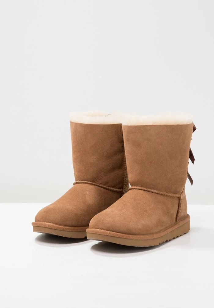 BAILEY BOW II - Lace-up ankle boots - chestnut UGG BAILEY BOW II - Lace-up Ankle Boots - Chestnut -UGG Shop 3f8380741dc34294beb086fe28ba4196