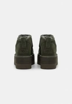 UGG CLASSIC ULTRA MINI PLATFORM - Platform Ankle Boots - Forest Night -UGG Shop 40e91c52bf2f4680acc162c5032f76ad