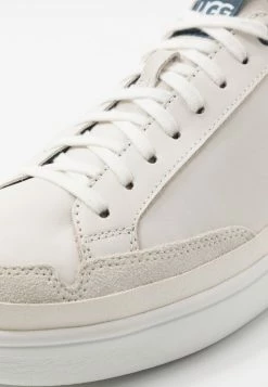 UGG SOUTH BAY - Trainers - White -UGG Shop 429cc535624e4cbf87382b87c73e63b3