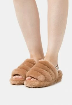 UGG FLUFF YEAH SLIDE - Platform Sandals - Chestnut