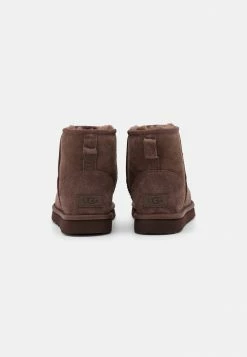 UGG CLASSIC MINI - Classic Ankle Boots - Burnt Cedar 3 UGG CLASSIC MINI - Classic Ankle Boots - Burnt Cedar -UGG Shop 4565b1d41d8540be8b4ba9c495309c96