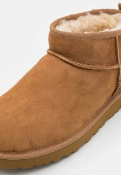 UGG CLASSIC ULTRA MINI - Classic Ankle Boots - Chestnut 5 UGG CLASSIC ULTRA MINI - Classic Ankle Boots - Chestnut -UGG Shop 46744e683bf44e42b97ecbfc2a1e6455