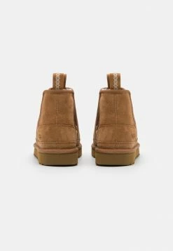 UGG NEUMEL CHELSEA - Classic Ankle Boots - Chestnut 2 UGG NEUMEL CHELSEA - Classic Ankle Boots - Chestnut -UGG Shop 4a4d961b50c74fb89e83fd97f91e2719