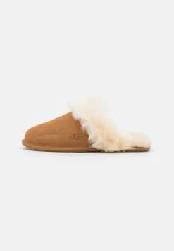UGG SCUFF SIS - Slippers - Chestnut