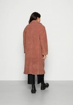 UGG GERTRUDE LONG COAT - Winter Coat - Firewood 7 UGG GERTRUDE LONG COAT - Winter Coat - Firewood -UGG Shop 4fe985b5c39946b993b32cf3d201a58a