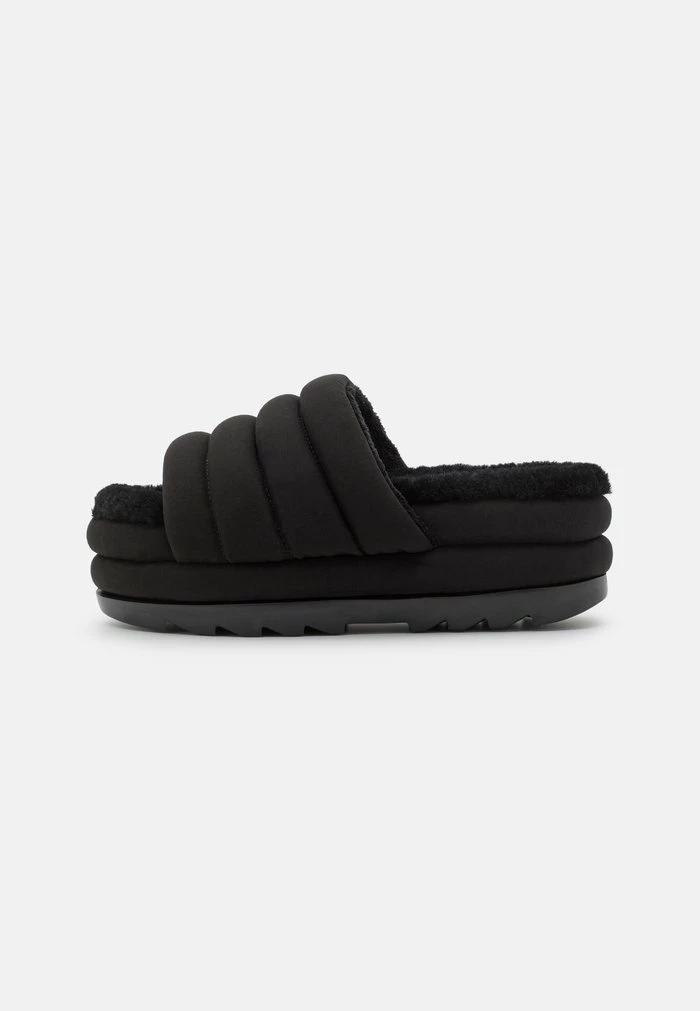 MAXI SLIDE - Slippers - black UGG MAXI SLIDE - Slippers - Black -UGG Shop 507d673fe8e34bab9c7479e729be5014