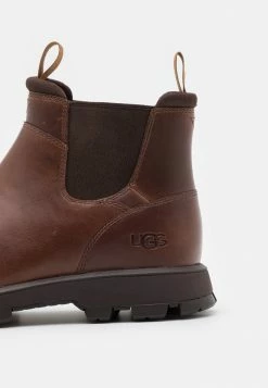 UGG HILLMONT CHELSEA - Classic Ankle Boots - Chestnut 5 UGG HILLMONT CHELSEA - Classic Ankle Boots - Chestnut -UGG Shop 50a9ee7d384740ee94ab0dd2ba7477a9