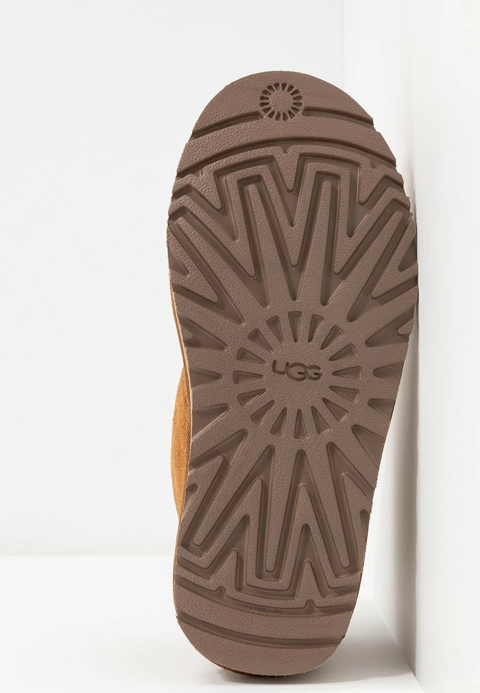 NEUMEL - Ankle boots - chestnut UGG NEUMEL - Ankle Boots - Chestnut -UGG Shop 51eb91fafa884b80836e0f3b3cd297df