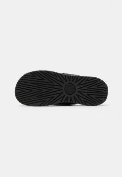 UGG WAINSCOTT FLIP - T-bar Sandals - Black 10 UGG WAINSCOTT FLIP - T-bar Sandals - Black -UGG Shop 580cef3999064d6f980ff6d729fa762d