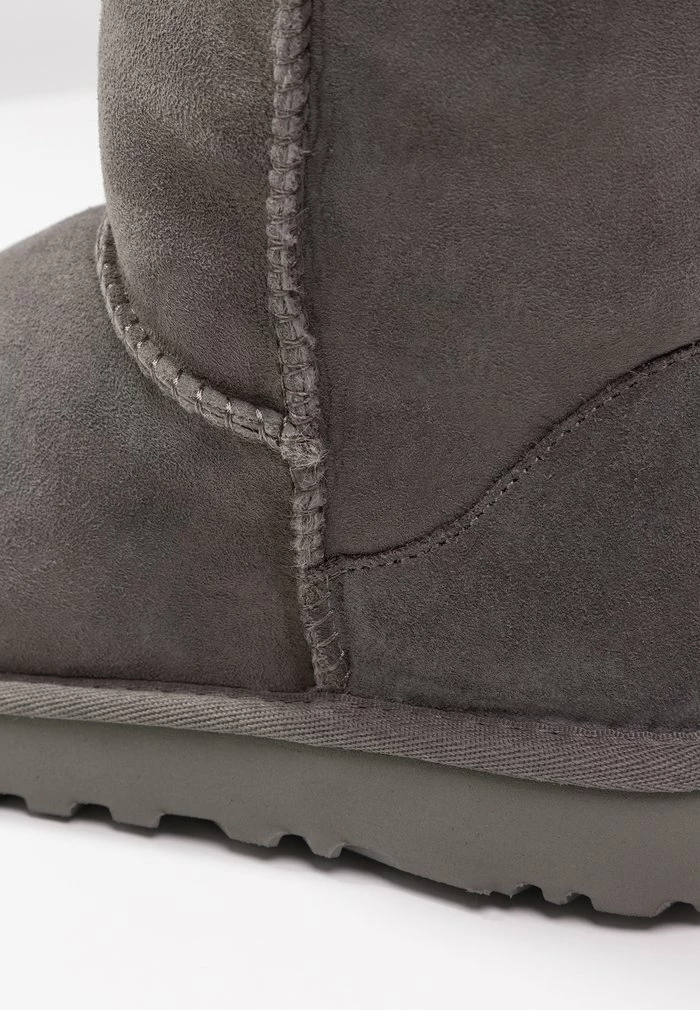CLASSIC II - Boots - grey UGG CLASSIC II - Boots - Grey -UGG Shop 582d810edfab49c089adef34e704a0a9