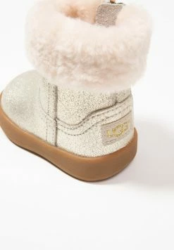 UGG JORIE METALLIC - Baby Shoes - Gold -UGG Shop 5ecc4f0f1b454ba6b2aebf16e3366e98