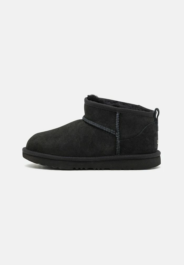 CLASSIC ULTRA MINI UNISEX - Classic ankle boots - black UGG CLASSIC ULTRA MINI UNISEX - Classic Ankle Boots - Black -UGG Shop 60976b2f10014207b329067d328ca481
