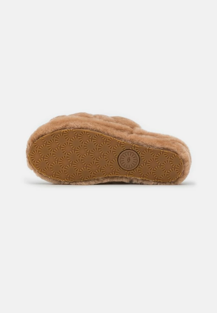 FLUFF YEAH SLIDE - Platform sandals - chestnut UGG FLUFF YEAH SLIDE - Platform Sandals - Chestnut -UGG Shop 65c88d1ed12b483d8ea12727d80cbe80