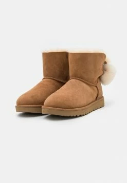 UGG MINI BAILEY FUZZY BOW - Winter Boots - Chestnut 2 UGG MINI BAILEY FUZZY BOW - Winter Boots - Chestnut -UGG Shop 6b1de8886dd64805bb366f38842d9cf9
