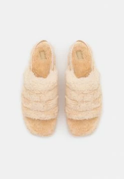 UGG FLUFF YEAH FUZZ SUGAR - Slippers - Natural 4 UGG FLUFF YEAH FUZZ SUGAR - Slippers - Natural -UGG Shop 76d343b3d615432aa6172632904ae550