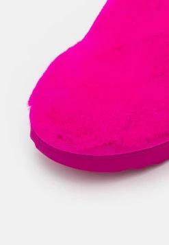 UGG FLUFF YEAH - Sandals - Rock Rose -UGG Shop 7713b18181004b5c822b20da92ca45b5