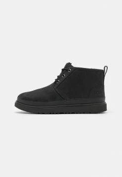 UGG NEUMEL - Casual Lace-ups - Black