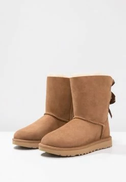 UGG BAILEY BOW - Classic Ankle Boots - Chestnut -UGG Shop 7fd6149eda374812aa4d8dcb6f088b41