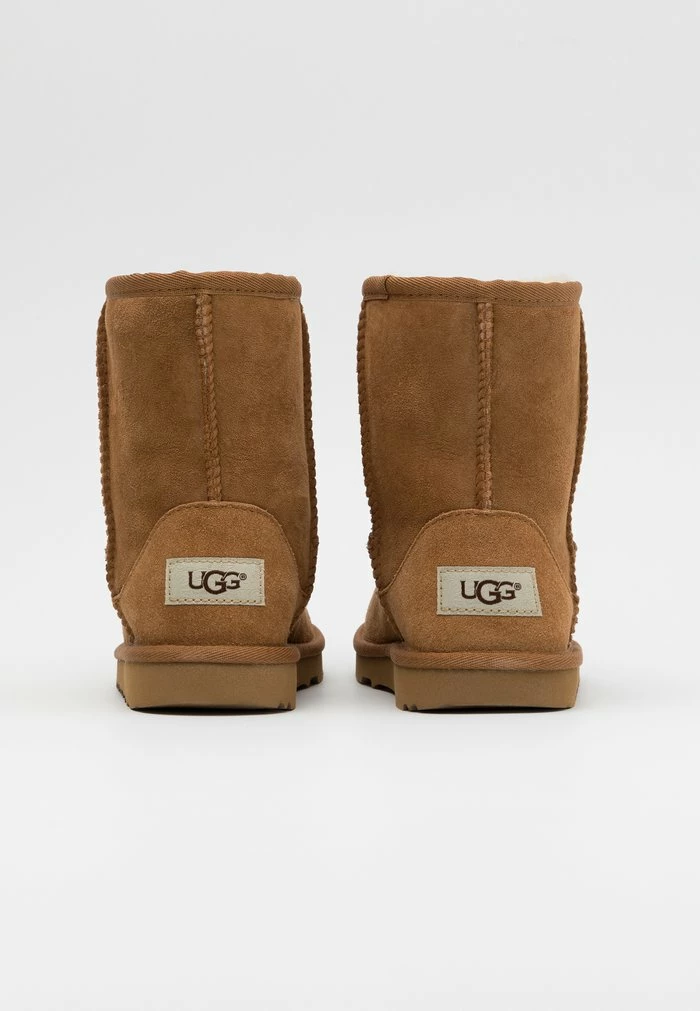 CLASSIC II - Classic ankle boots - chestnut UGG CLASSIC II - Classic Ankle Boots - Chestnut -UGG Shop 83f9e3e9c1ae4453afd9cad96d66a6ba