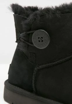 UGG MINI BAILEY BUTTON - Ankle Boots - Black 2 UGG MINI BAILEY BUTTON - Ankle Boots - Black -UGG Shop 874f0751d0c449e5bba973e7b7a494a2