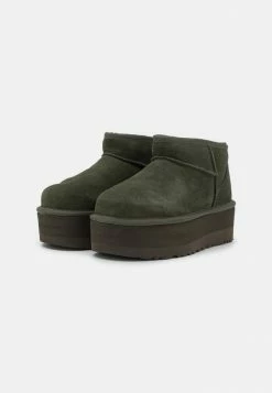 UGG CLASSIC ULTRA MINI PLATFORM - Platform Ankle Boots - Forest Night -UGG Shop 881d9781fc644895a2b323aa72fc9864