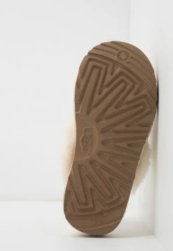 UGG COZY METALLIC - Slippers - Gold -UGG Shop 90b7566c1c82477a85a7d172f4720d32