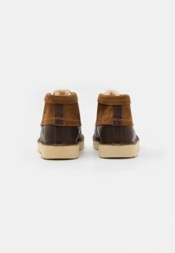 UGG CAMPOUT CHUKKA - Lace-up Ankle Boots - Chestnut 2 UGG CAMPOUT CHUKKA - Lace-up Ankle Boots - Chestnut -UGG Shop 90f4bdff2919486089fa1d1bfbc75b63