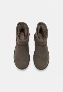 UGG CLASSIC MINI - Classic Ankle Boots - Slate 5 UGG CLASSIC MINI - Classic Ankle Boots - Slate -UGG Shop 91c801b1577f419397d9313c84939bd2