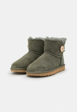 UGG MINI BAILEY BUTTON - Ankle Boots - Forest Night 2 UGG MINI BAILEY BUTTON - Ankle Boots - Forest Night -UGG Shop 92137951d7c24421a46fe752dc334994
